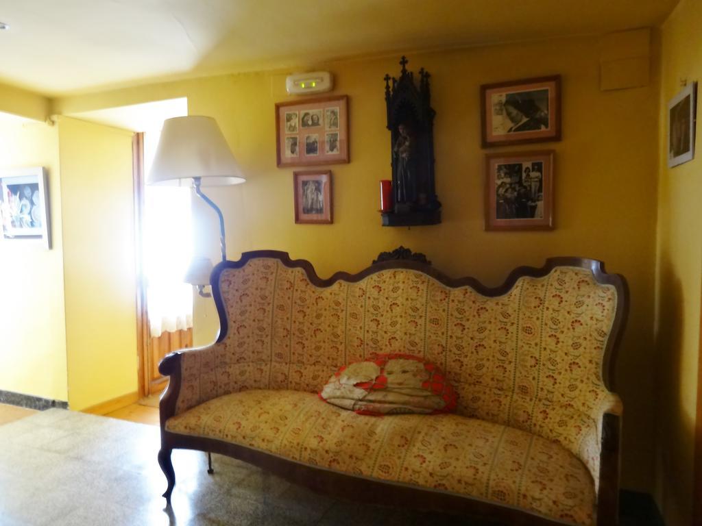 Отель Hostal Casa Laplaza Сан-Хуан-де-План Экстерьер фото